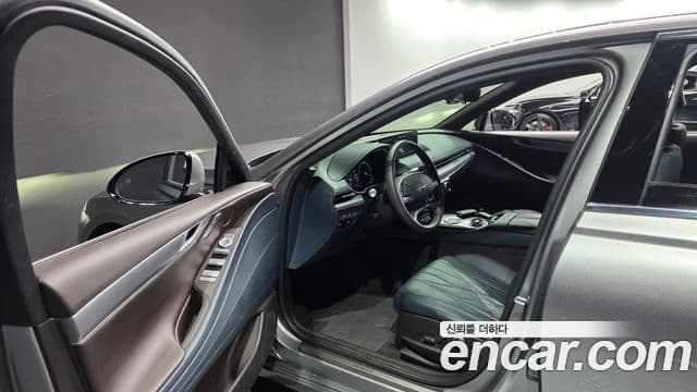 Genesis G80 (RG3) бензин 2.5 турбо AWD, 2022 11