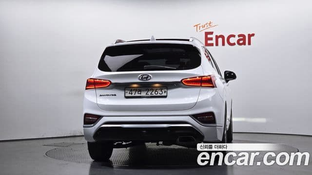 Hyundai Santa Fe TM Inspiration, 2020 4