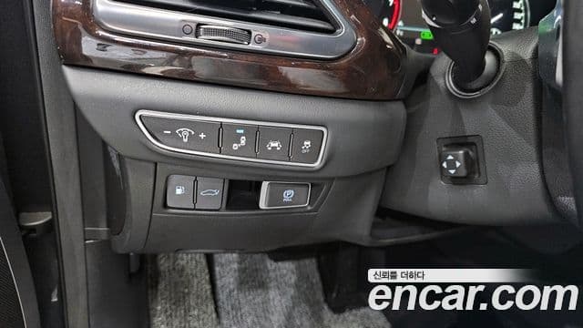 Genesis EQ900 Luxury, 2018 13