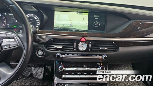 Genesis EQ900 Luxury, 2018 14