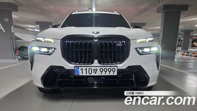 BMW X7 (G07) M60i xDrive M Sport 6인승, 2024 1