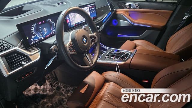 BMW X7 (G07) M60i xDrive M Sport 6인승, 2024 10