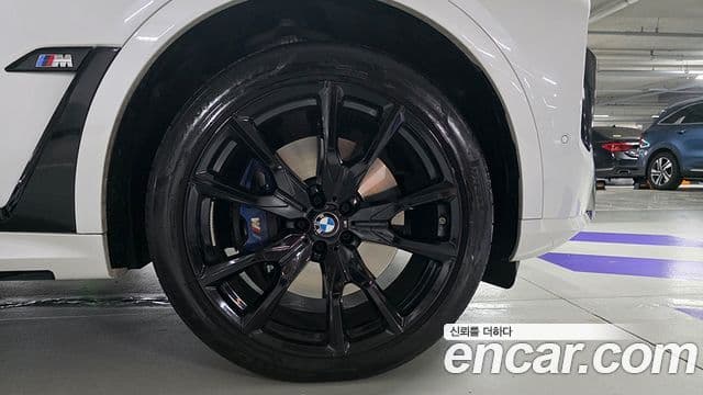 BMW X7 (G07) M60i xDrive M Sport 6인승, 2024 20