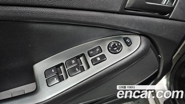 Kia K5 LPI Smart, 2013 17