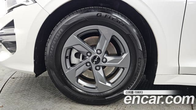 Kia K5 3세대 Standard, 2023 все фото