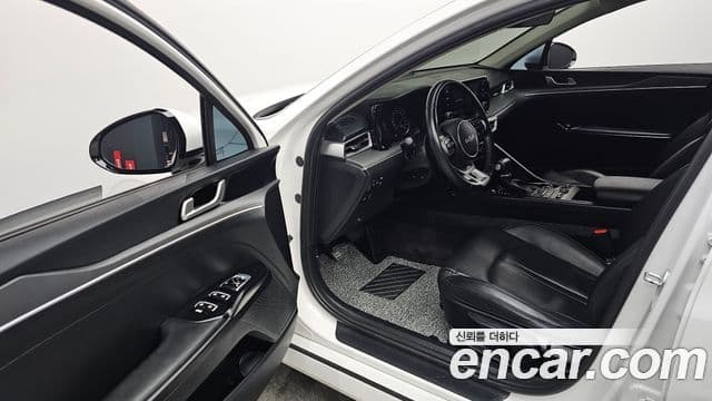 Kia K5 3세대 Standard, 2023 10