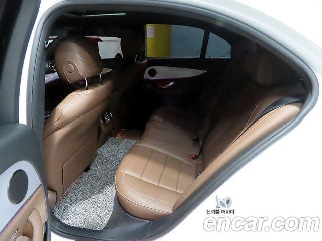 Mercedes-Benz E-класс W213 Avantgarde, 2021 7