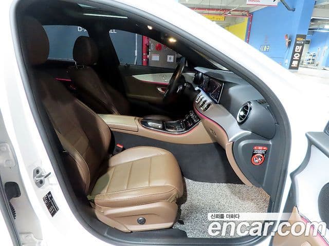 Mercedes-Benz E-класс W213 Avantgarde, 2021 8