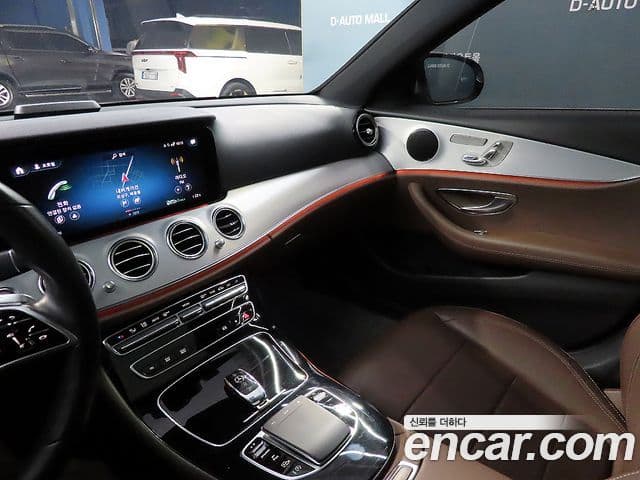 Mercedes-Benz E-класс W213 Avantgarde, 2021 11