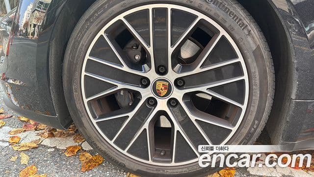 Porsche 타이칸 базовый, 2023 18