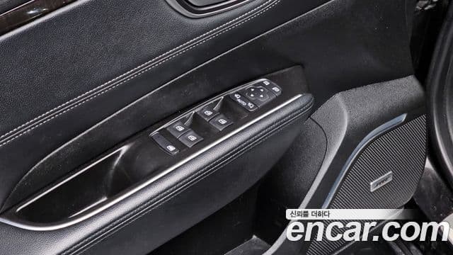 Renault Korea(Samsung) SM6 2.0 LPe RE (для людей с инвалидностью), 2016 20