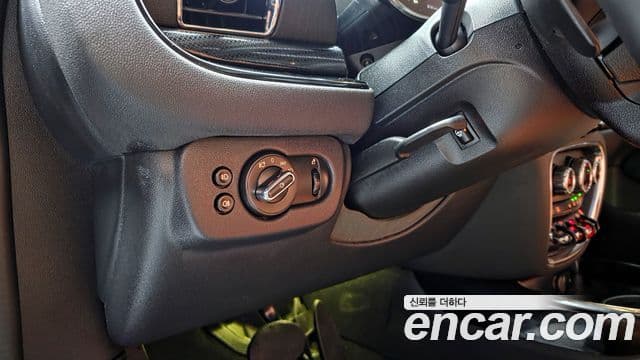 Mini Cooper S 클럽맨 2세대, 2024 18