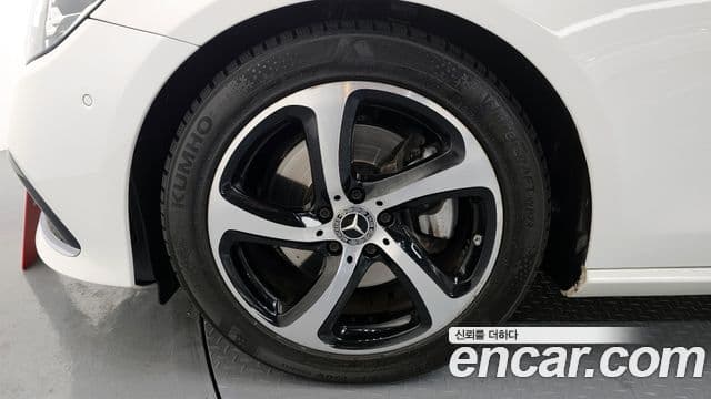 Mercedes-Benz E-класс W213 Avantgarde, 2021 все фото