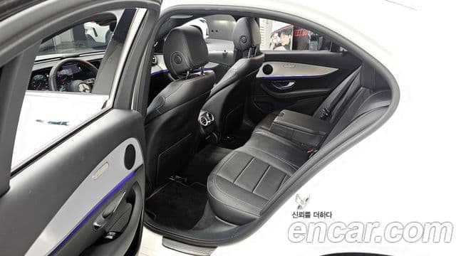 Mercedes-Benz E-класс W213 Avantgarde, 2021 11