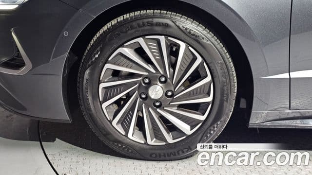 Hyundai Sonata гибрид (DN8) Premium Plus, 2023 все фото