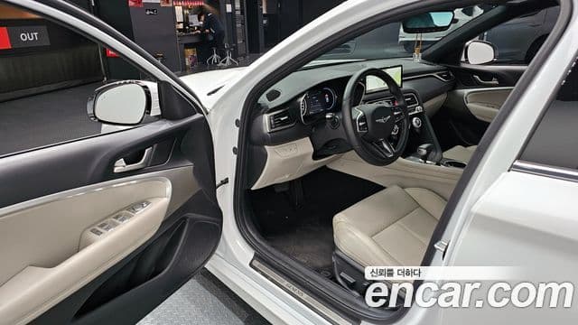 Genesis The / новый New G70, 2022 11