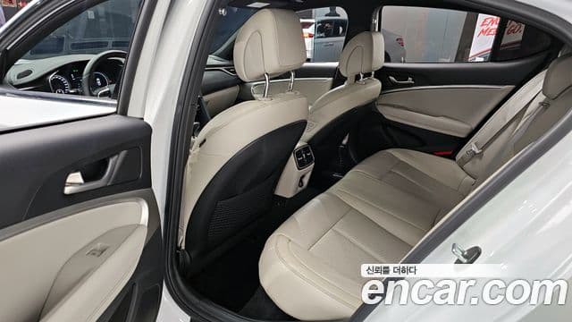 Genesis The / новый New G70, 2022 12