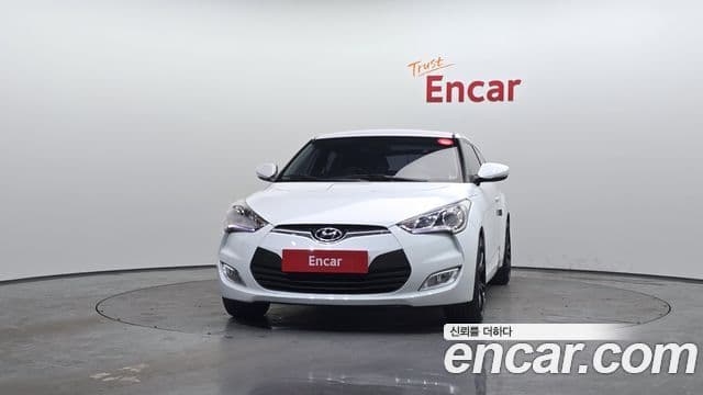 Hyundai Veloster Unique, 2012 3