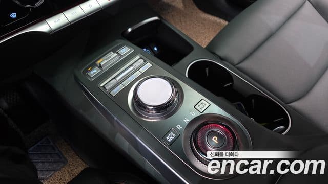 Genesis GV70, 2024 9