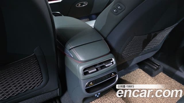 Genesis GV70, 2024 19