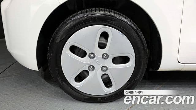 Kia The / новый New Ray Standard, 2022 все фото