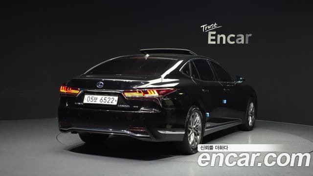 Lexus LS500h 5세대 3.5 Luxury AWD, 2018 2