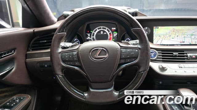 Lexus LS500h 5세대 3.5 Luxury AWD, 2018 13