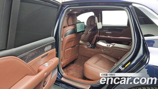 Genesis G90 (RS4) бензин 3.5 турбо AWD, 2023 12