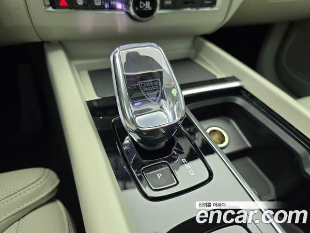 Volvo XC60 2세대 B5 Ultra Bright Air подвеска, 2026 9