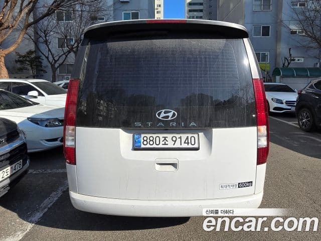 Hyundai Staria Modern, 2025 3