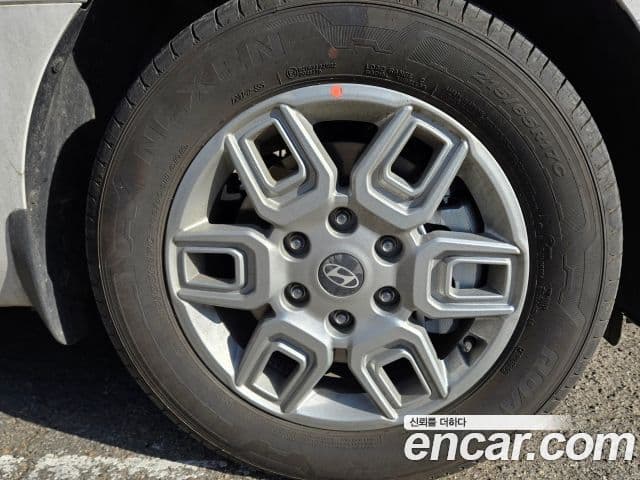 Hyundai Staria Modern, 2025 4