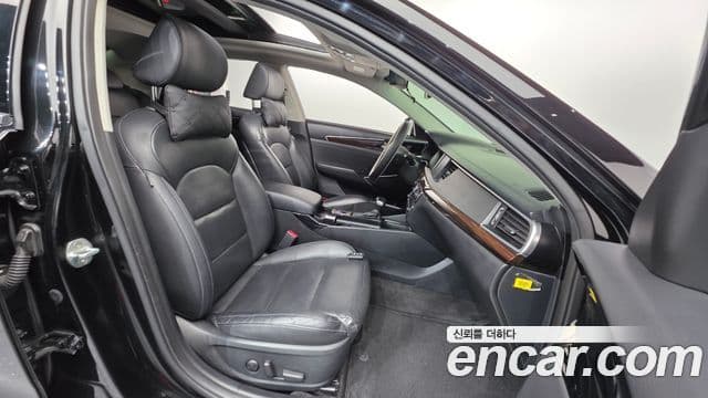 Kia All New K7 Noblesse, 2019 10