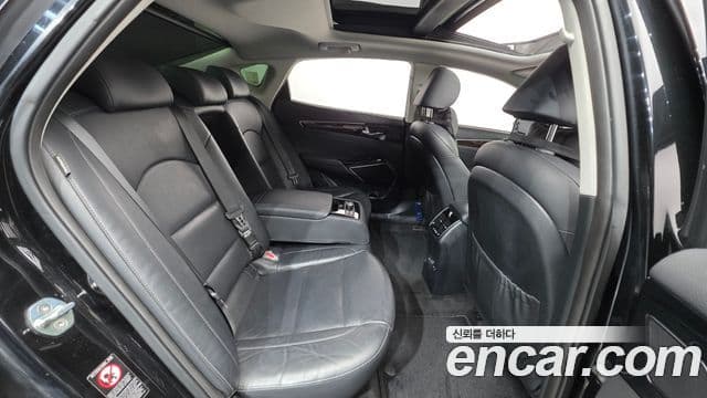 Kia All New K7 Noblesse, 2019 19