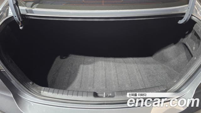 Hyundai Avante AD 1.6 GDI Value Plus, 2017 20