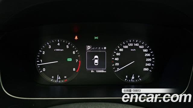 Hyundai LF Sonata Premium, 2017 8