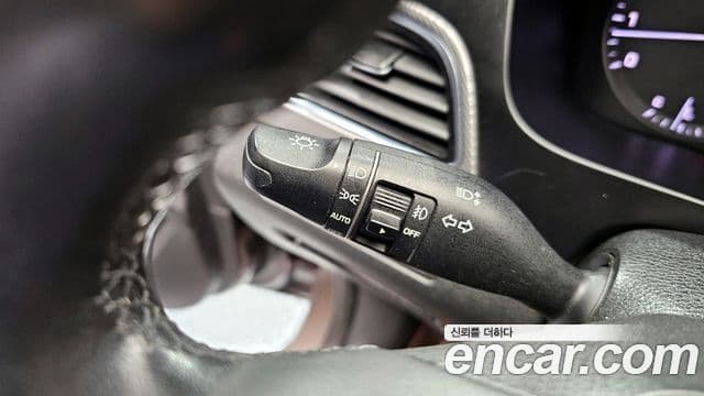 Hyundai LF Sonata Premium, 2017 19