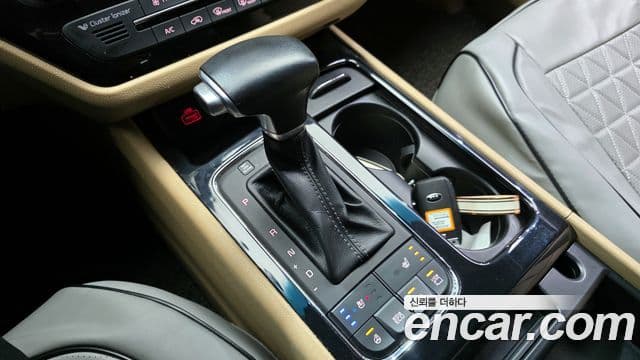 Kia All New Carnival VIP, 2018 9