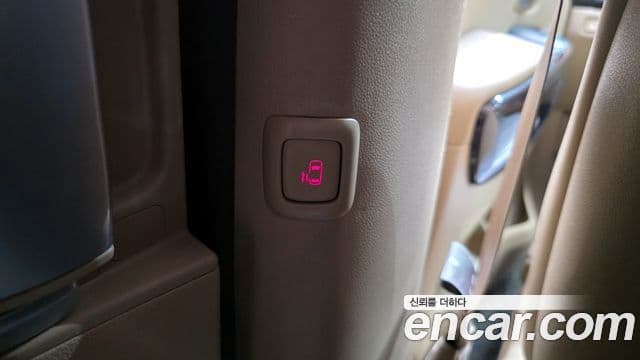 Kia All New Carnival VIP, 2018 19