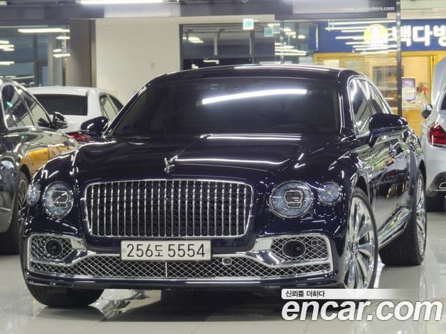 Bentley Flying Spur 3세대, 2022 1