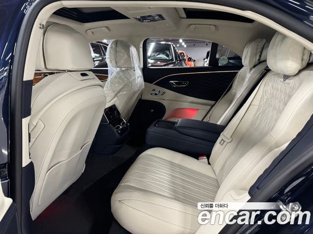 Bentley Flying Spur 3세대, 2022 13