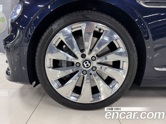 Bentley Flying Spur 3세대, 2022 15