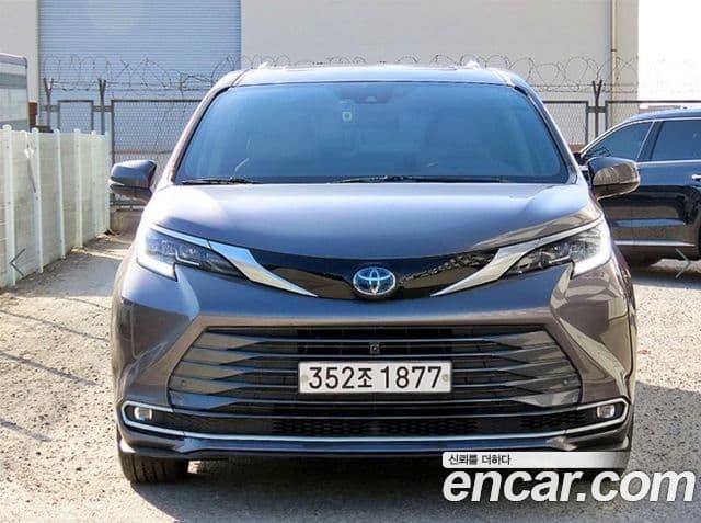 Toyota Sienna 4세대, 2021 2