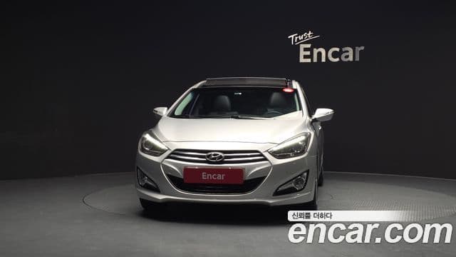 Hyundai i40 Modern, 2012 3