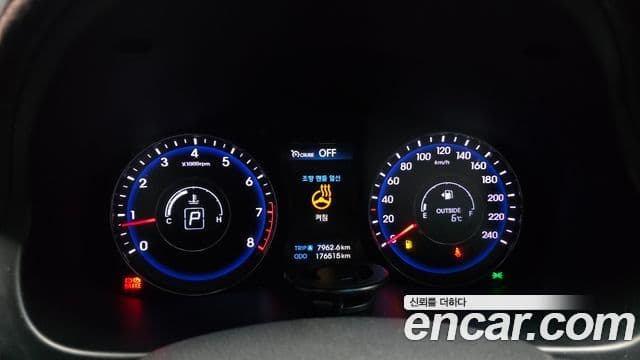 Hyundai i40 Modern, 2012 8