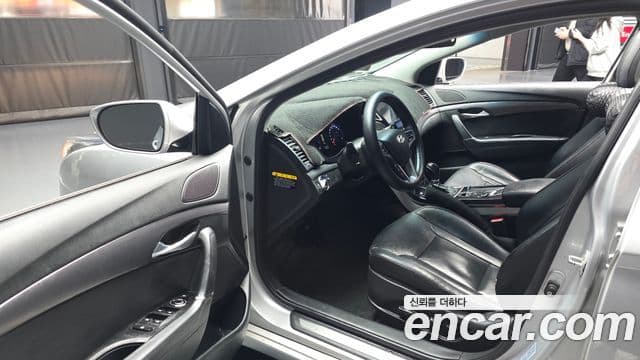 Hyundai i40 Modern, 2012 10