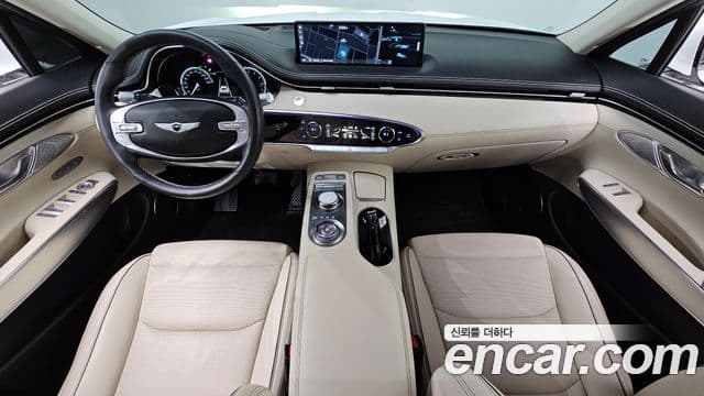 Genesis GV70, 2023 7