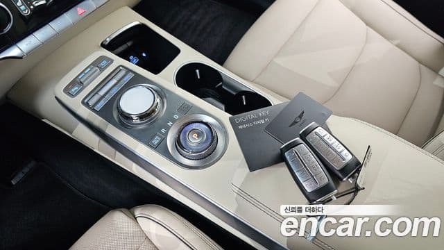 Genesis GV70, 2023 9