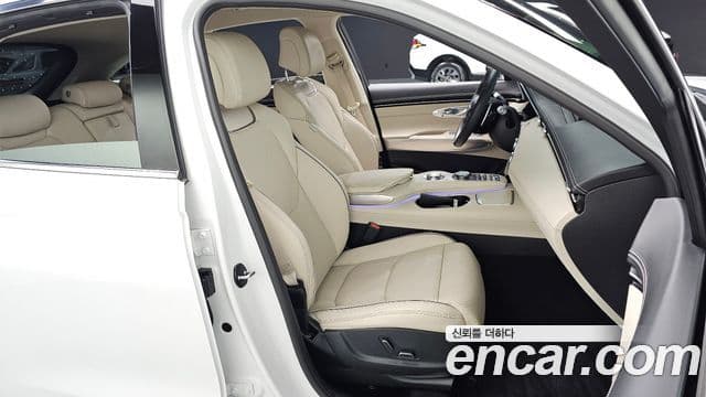 Genesis GV70, 2023 10