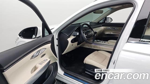 Genesis GV70, 2023 11