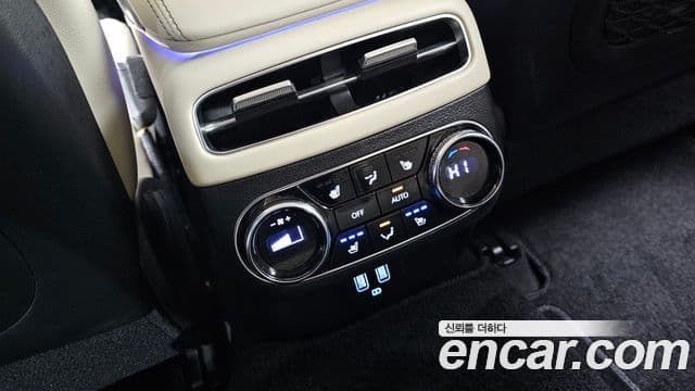 Genesis GV70, 2023 18